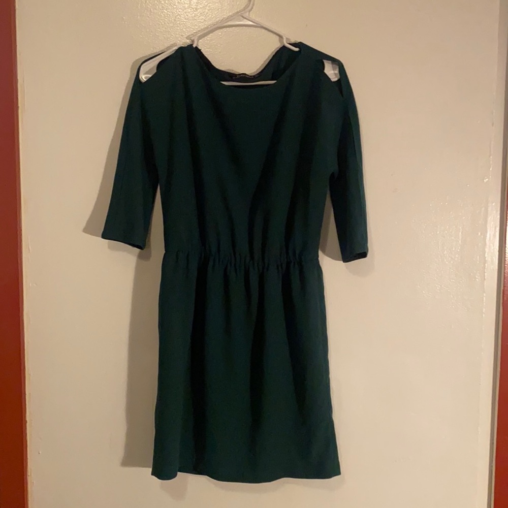 Zara women’s green dress